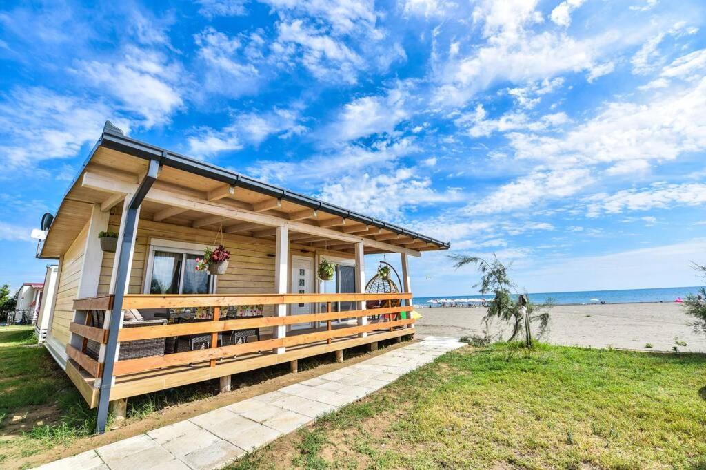 The Beach House With The Magical Sunsets Lägenhet Ulcinj Exteriör bild
